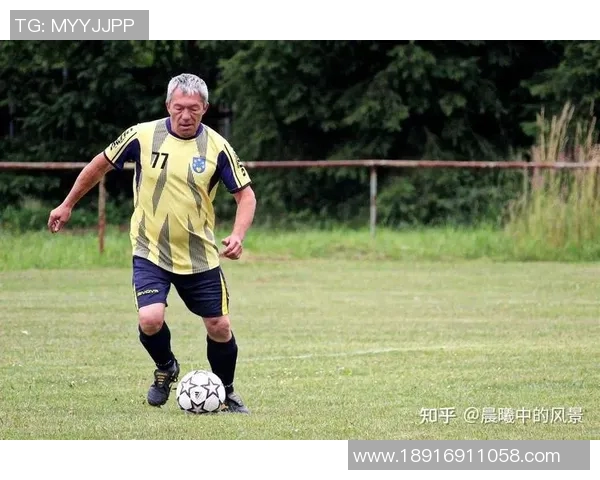 安特卫普与摩斯高的精彩对决揭示足球战术与团队合作的魅力